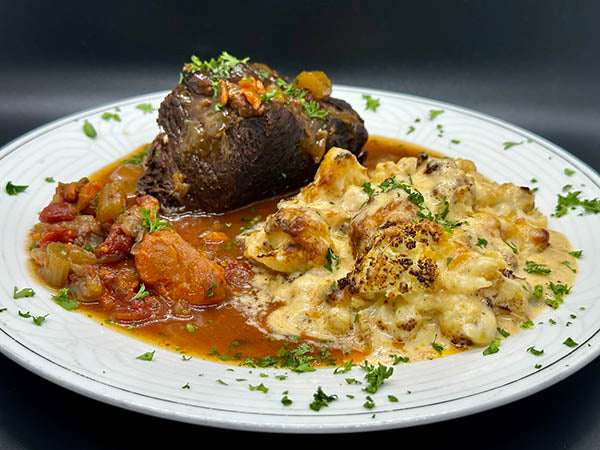 Braised Short Ribs with Cauliflower Mac & Cheese 2