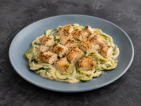 Low-Carb Chicken Alfredo & Zoodles