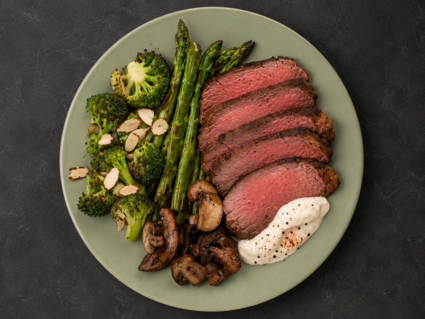 Seared Roast Beef with Horseradish Cream